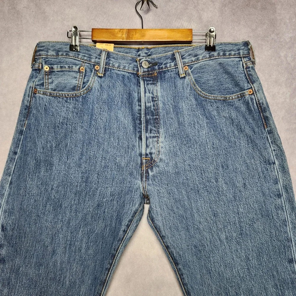 Levis 501 Original Fit Mens Jeans 38x32 Blue Straight Leg Button Fly 005010193
